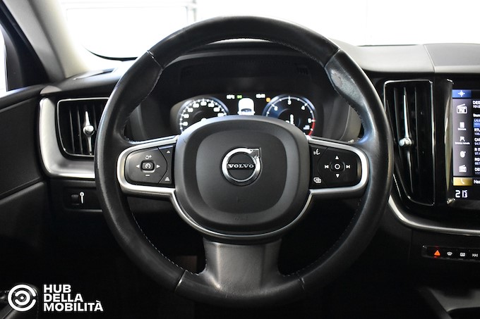 VOLVO XC60 B4 (d) Geartronic Inscription